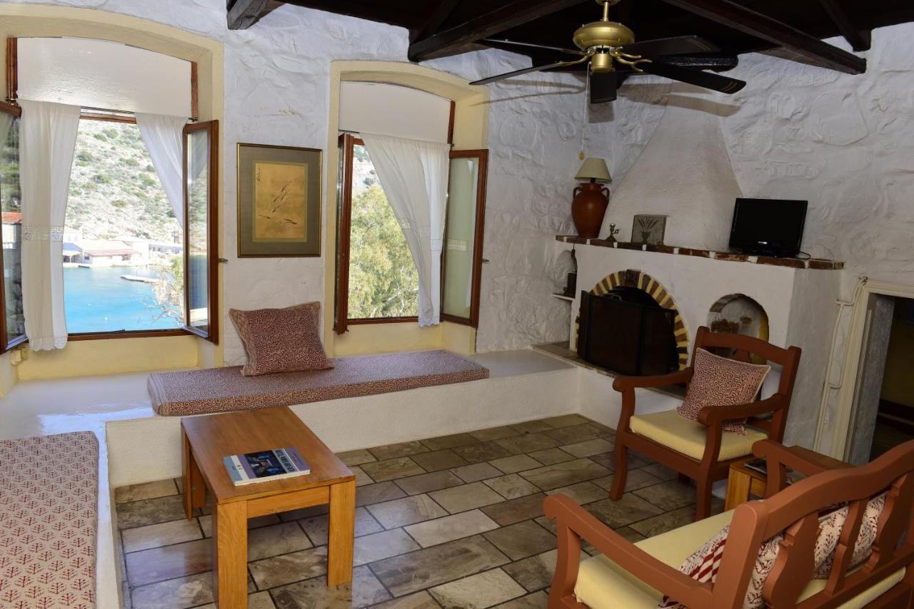 Arbeli House Villa Mandraki  Exterior photo